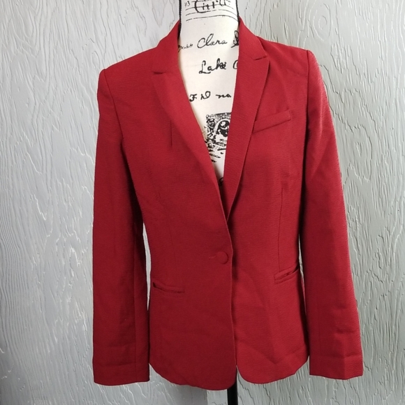 Jenn Jackets & Blazers - 🖤 3/$15 🖤 Jenn red blazer